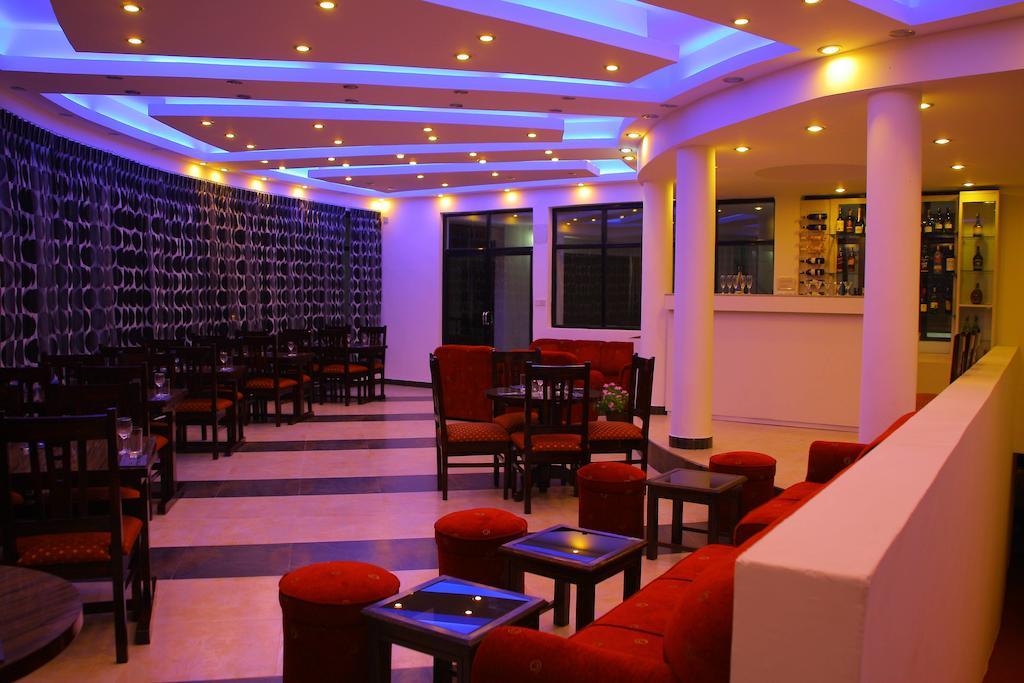 Hotel Mystic Buddha Катманду Экстерьер фото